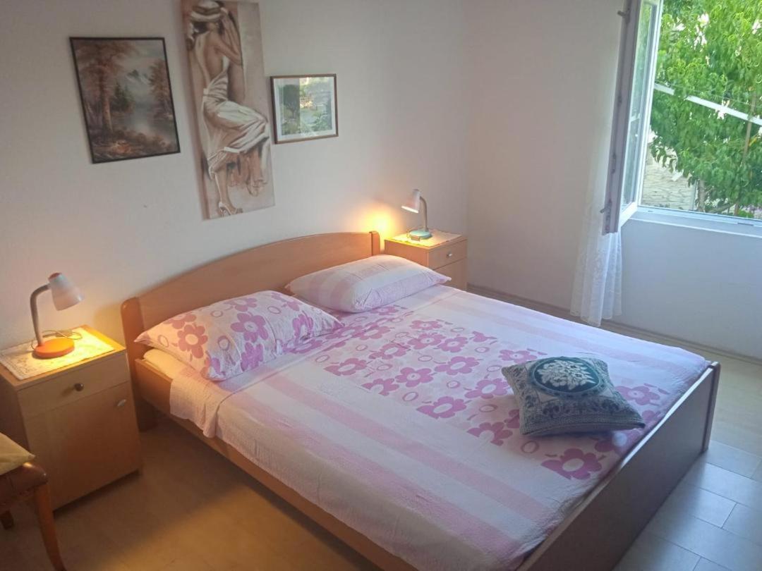 Apartmani Milisa L Primošten Eksteriør billede