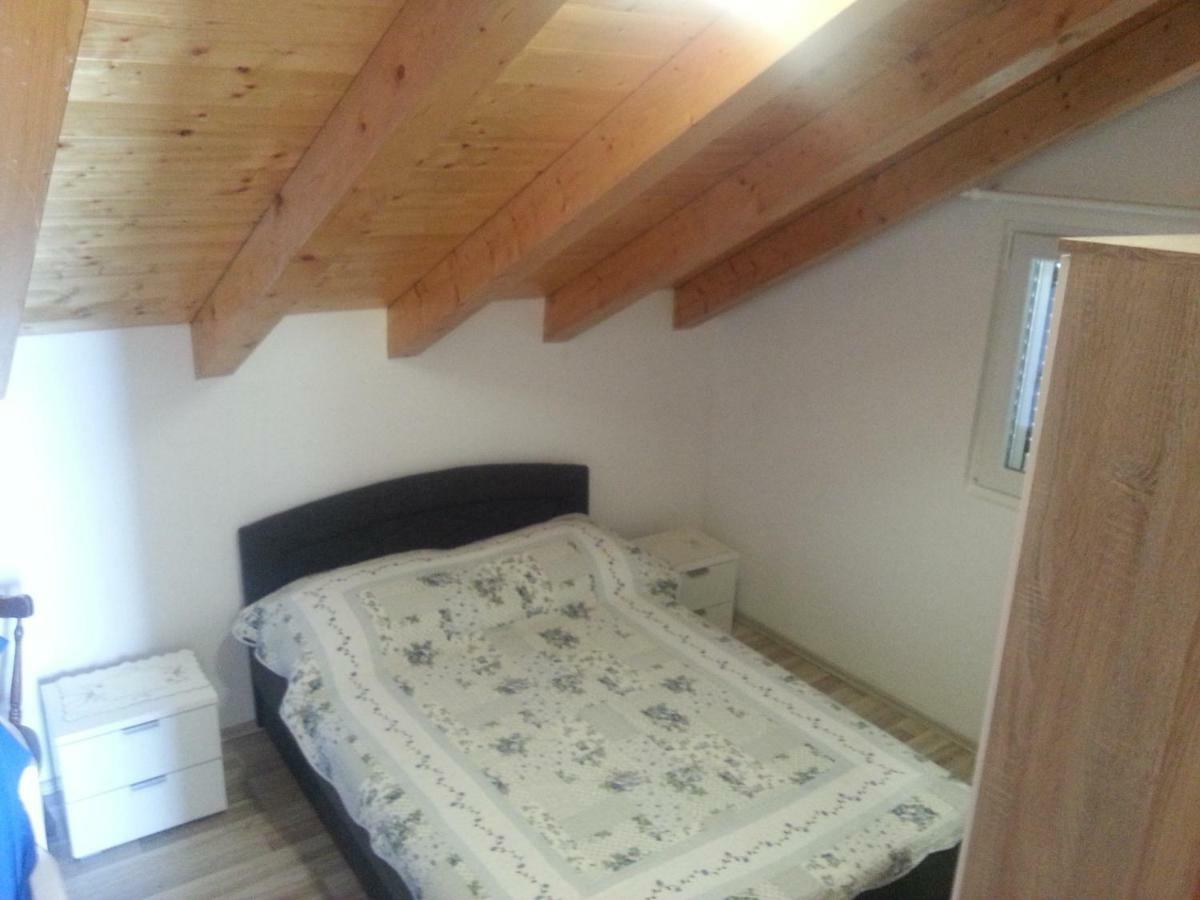 Apartmani Milisa L Primošten Eksteriør billede